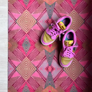 Sample Mat - Diamond - Funky Roze