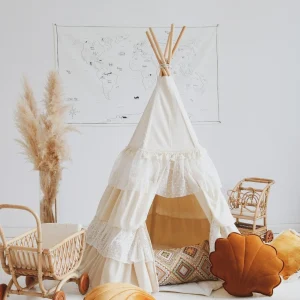 “Shabby Chic” Teepee with Frills and Leaf Mat "White" Set