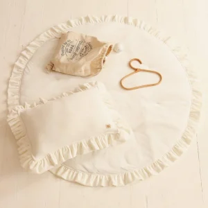 Soft Velvet Mat with Frill “White”